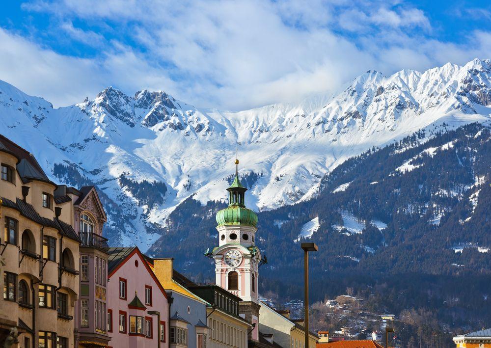 Innsbruck, con quelle montagne così vicine... © Tatiana Popova / Shutterstock
