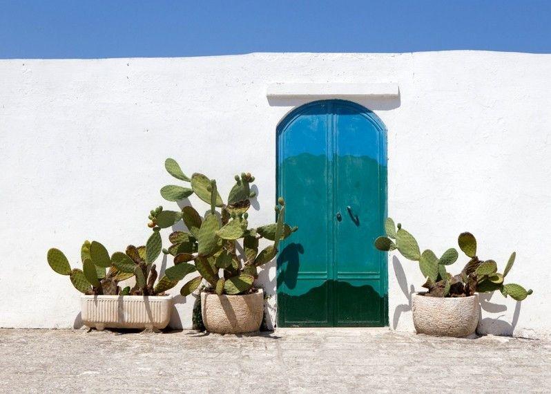 La tipica architettura pugliese che si ritrova a Monopoli e a Ostuni.