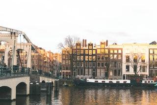 Amstel bridge