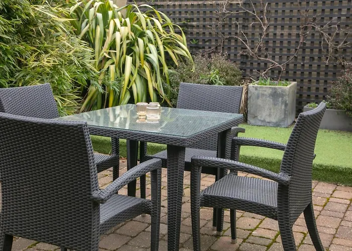 Top Hotels Near Best Western Brook Hotel Norwich