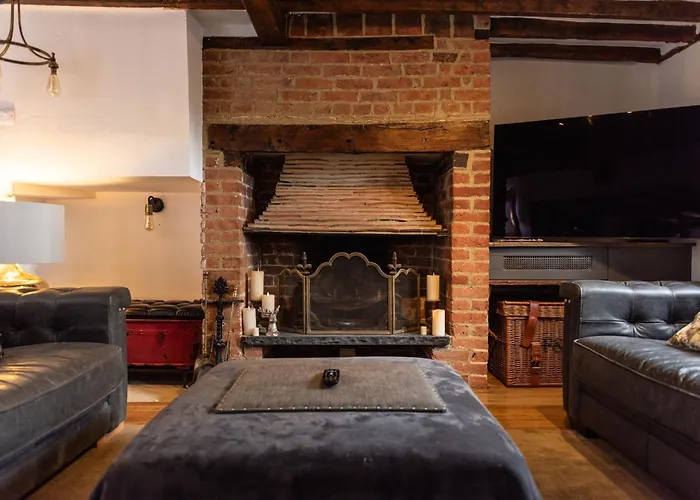 Best 5-Star Hotels Near Woburn Safari Park