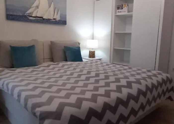 Top Dubrovnik Hostels for Affordable Adventure