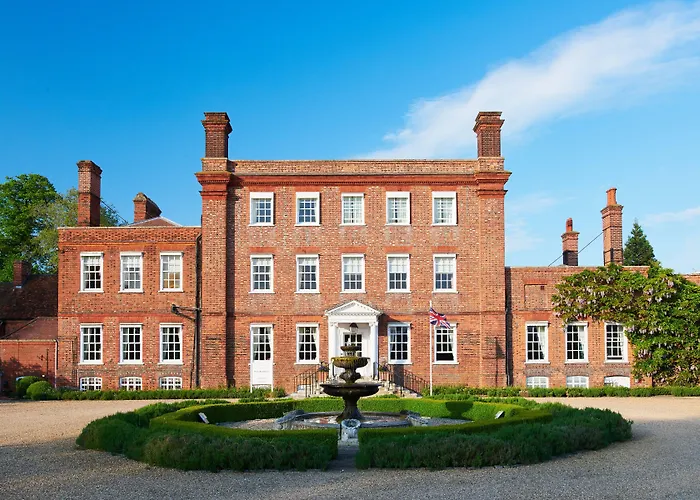 Top Marriott Accommodation in Luton, Bedfordshire
